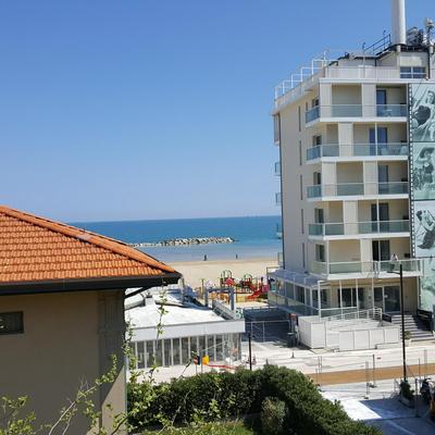 Appartamento 6 posti, con balconi vista mare
