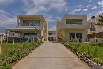 Thetis Beach Suites