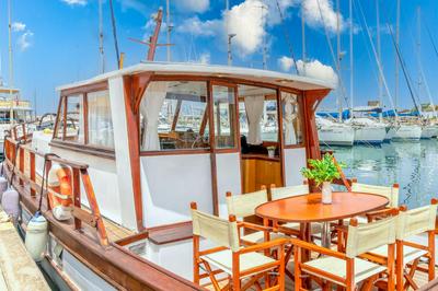 Marta Boat B&B
