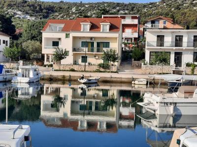 Apartmani Marta