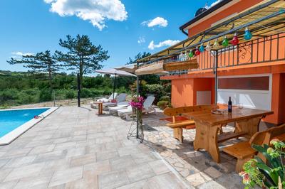 Holiday Home Viola by 22Estates