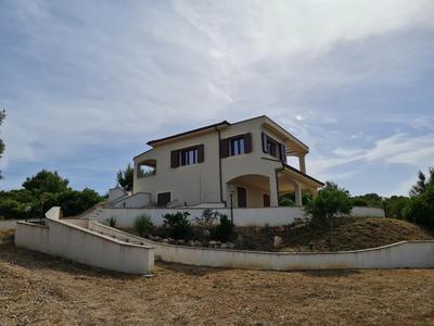 Alghero - House with Panoramic View immersed in full nature