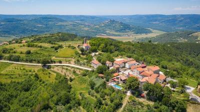 Villa Zamask by Villas Holiday
