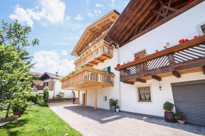 Engel Appartements Erker