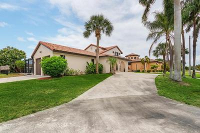 WALK TO BEACH - Waterfront - Gulf Access - Pool - 4 Kings - Bikes