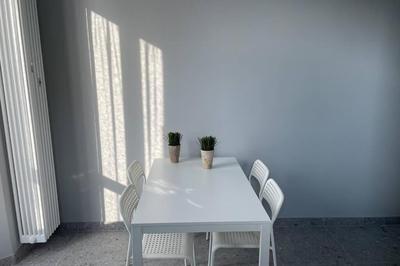 Central River Apartment