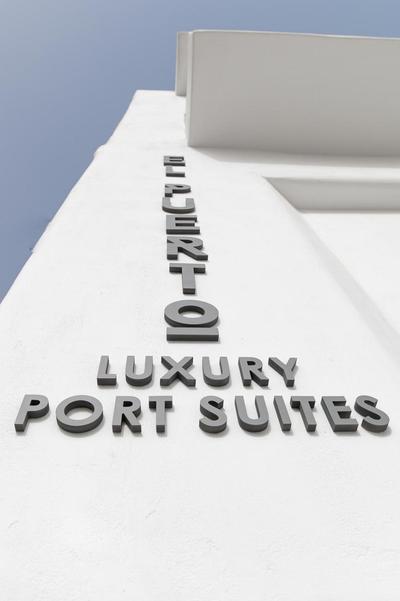 El_Puerto Luxury port suites