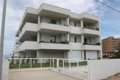 Calabona's promenade apartment