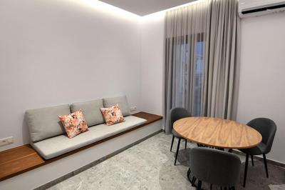 Rose n Stone, Prince, Luxury Houses