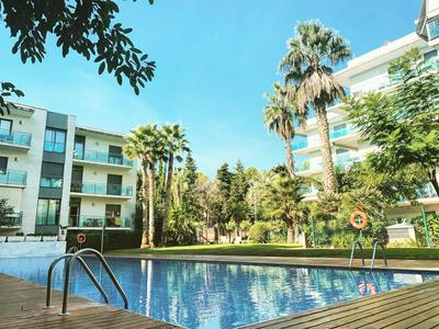 Relax en Lloret con Gym y Piscina by Host&Joy