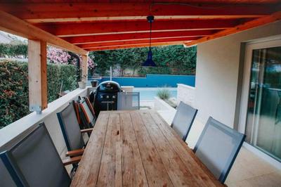 Casa Ro-Ma, seaside villa with a heated pool