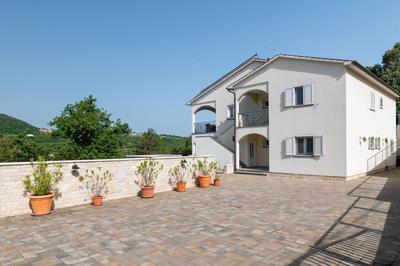 Villa Vires