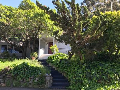 Secluded, Charming and Unique! Spacious Apartment EXCELLENT Central Location