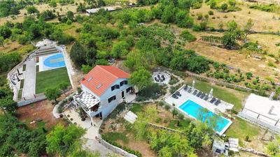 LUXURY VILLA HEAVEN nr. 2