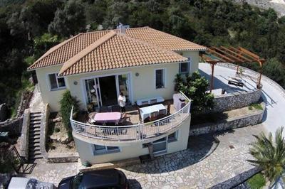 Villa Sunrise with stunning views and private pool