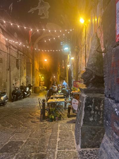 CASA NINETTA - spaccanapoli - Il tipico pianterreno della Napoli antica!