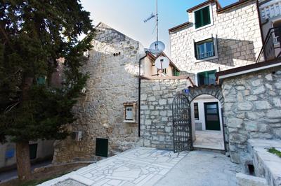 Marinac City Center Apartments & Rooms