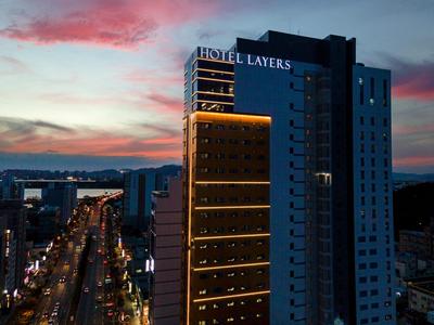 Layers Hotel Busan Hadan