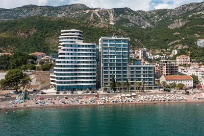 Green Stone Apartments