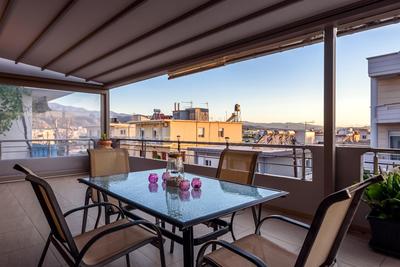 Evgenias Luxury Apartment with Rooftop Pool