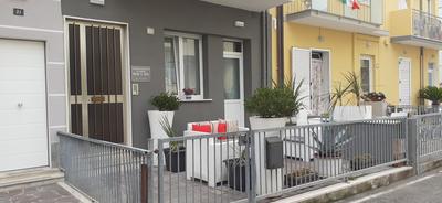 Camere e attico al mare