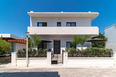 Lucian City Apartments