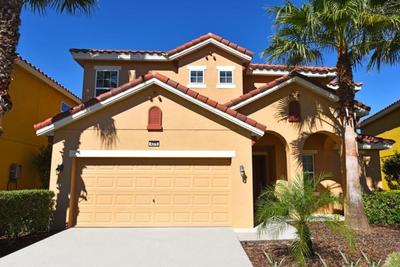 Wonderful 7-Bed Solterra Resort with Pool & Spa home