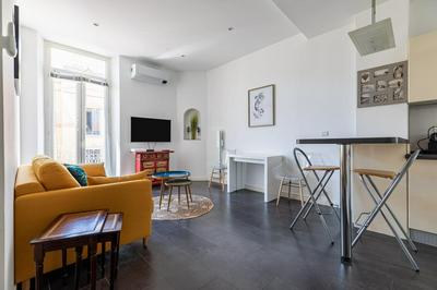 Charming Apartment In The Center Of Cannes