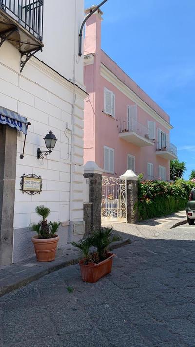 Casa Nenna, centro di Forio
