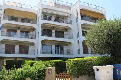 Sunrise pearl in Attika Riviera apt and Parking