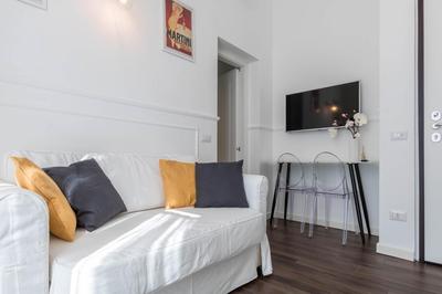 JOIVY Chic Apartment for 3 close to Sempione Park