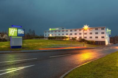 Holiday Inn Express Manchester Airport by IHG