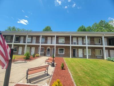 Elk Inn Motel I-77,Exit 85