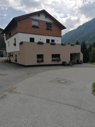 Haus in der Kurve