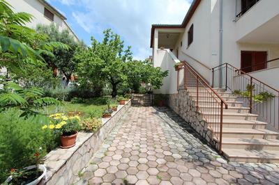 Rooms and Apartment Sanja