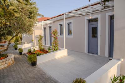 Dionisos Suites