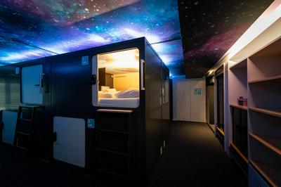 Capsule Hotel - Lucerne TheLAB