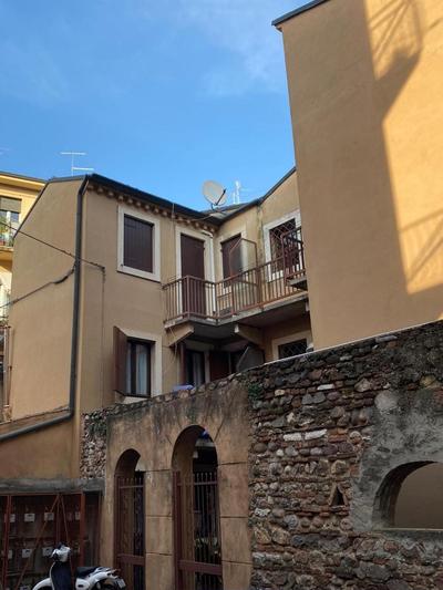 San Zeno Apartments