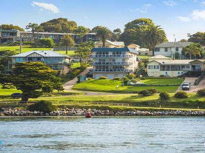 Sapphire Waters Unit 3