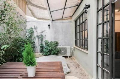 Fashionable Base in Central Athens in the Old Tailor Factory