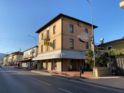 Al 182