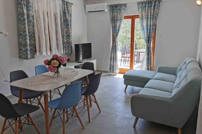 Deluxe Apartment "Koromačna"