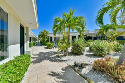 voco Surfside Aruba by IHG