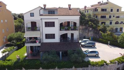 Upper Sea View Apartments