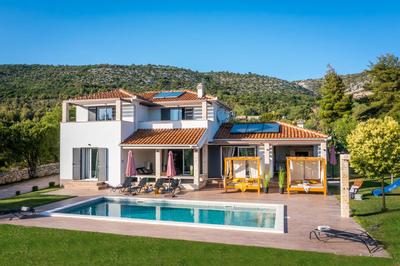 VILLA SUNRISE