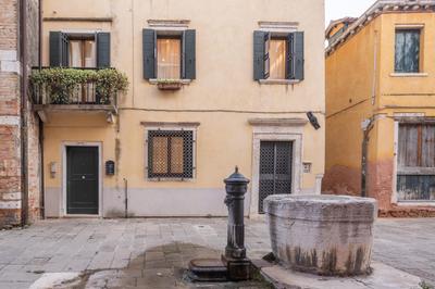 Accademia Apartments R&R