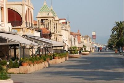 Historical Apartments By Seaside
