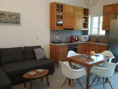 Theofilos apartment