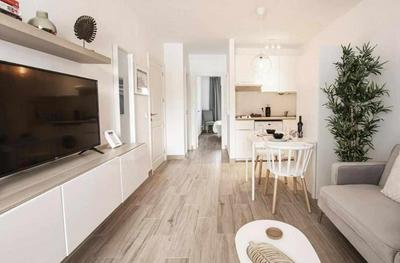 HOLYHOME PREMIUM