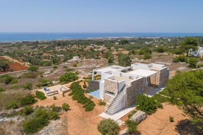 Fani Luxury Villas